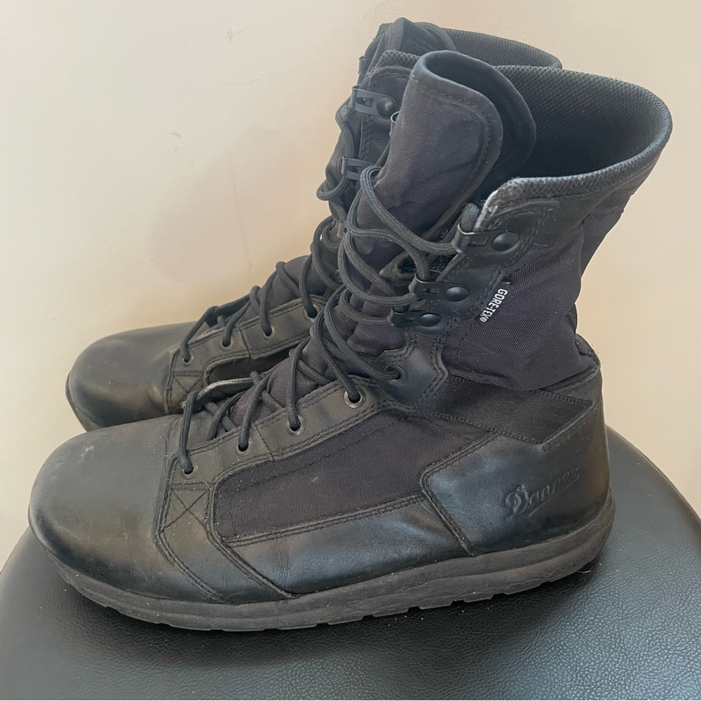 Danner Tachyon 8" GTX Duty Boot Black GORE-TEX Size 10.5 EE Men's Tactical